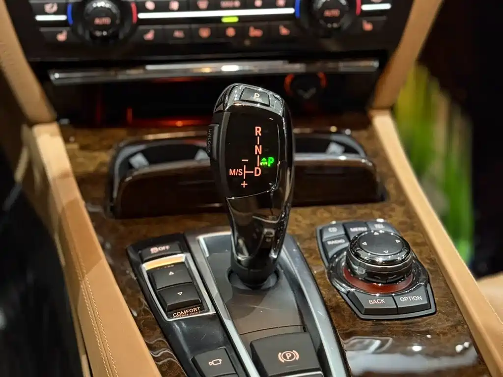BMW 7 Series 2010 760Li купить на сайте DeffCars