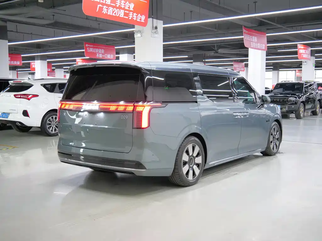 Jikrypton 009 2024 six-seat executive version four-wheel drive 108kWh купить на сайте DeffCars