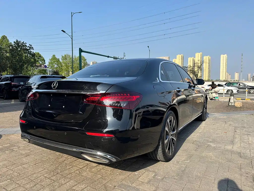 Mercedes-Benz E-Class New Energy 2022 facelift E 350 e L plug-in hybrid sedan купить на сайте DeffCars