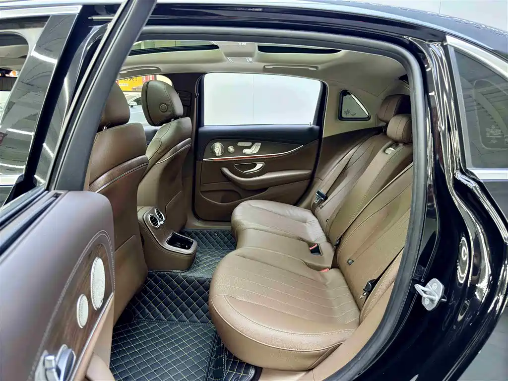 Mercedes-Benz E-Class 2022 Model 2 E 300 L Luxury Model купить на сайте DeffCars