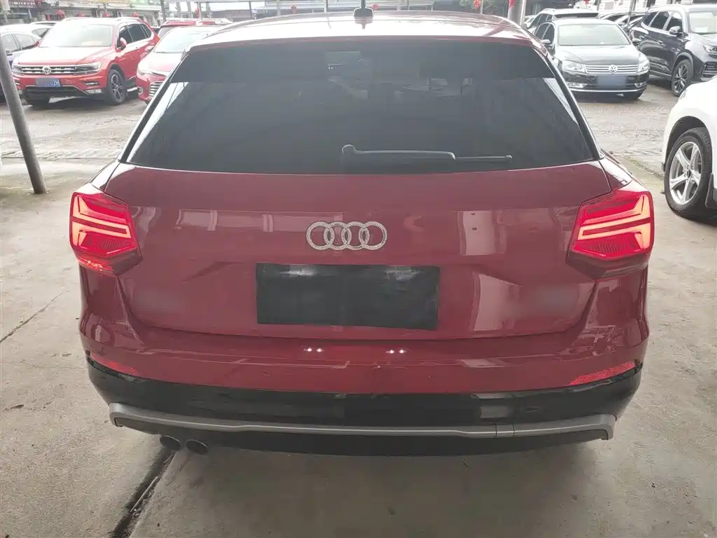 Audi Q2L 2018 35 TFSI Fashionable and Dynamic National V купить на сайте DeffCars
