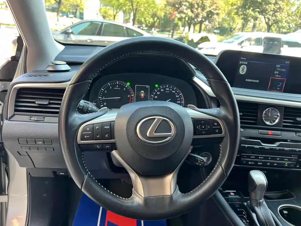 Lexus RX 2020 facelift 300 two-wheel drive elite version купить на сайте DeffCars