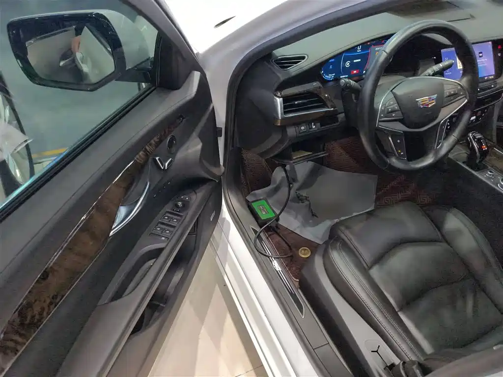 Cadillac CT6 2022 28T luxury model купить на сайте DeffCars