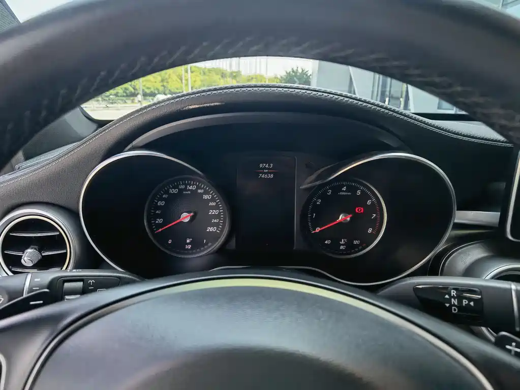 Mercedes-Benz GLC 2019 GLC 300 L 4MATIC Dynamic купить на сайте DeffCars