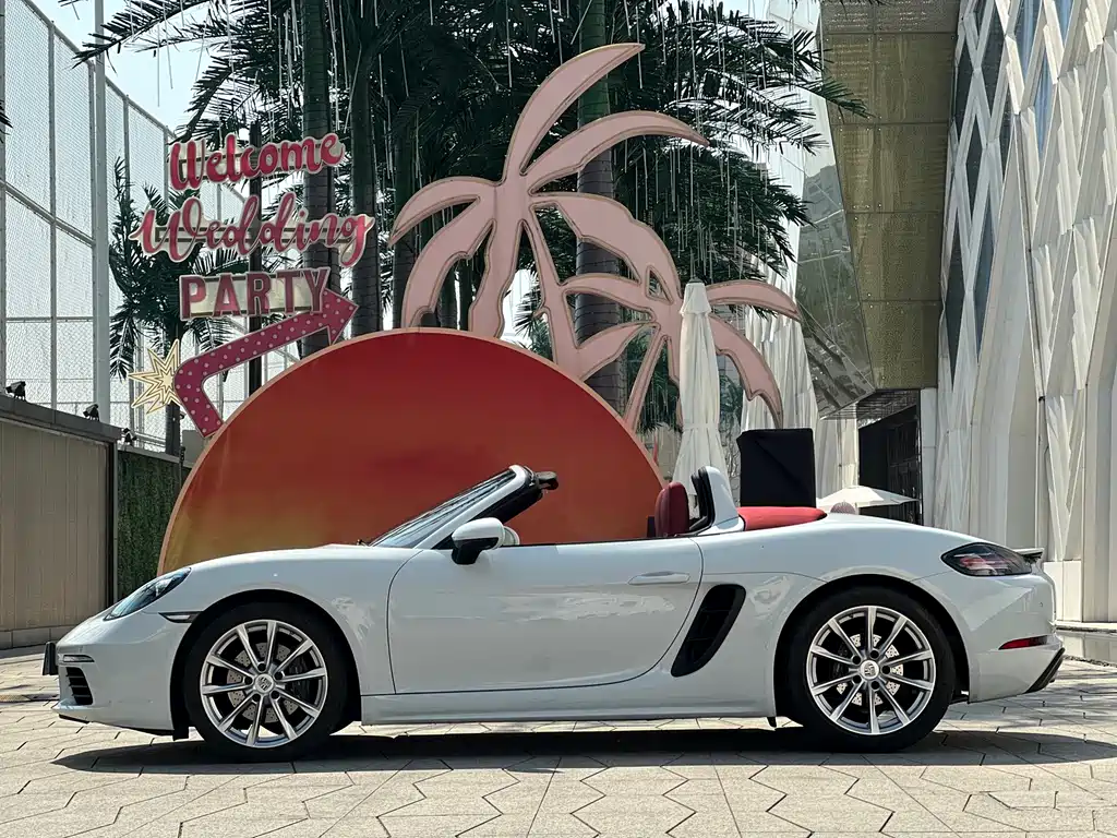 Porsche 718 2022 Boxster 2.0T купить на сайте DeffCars