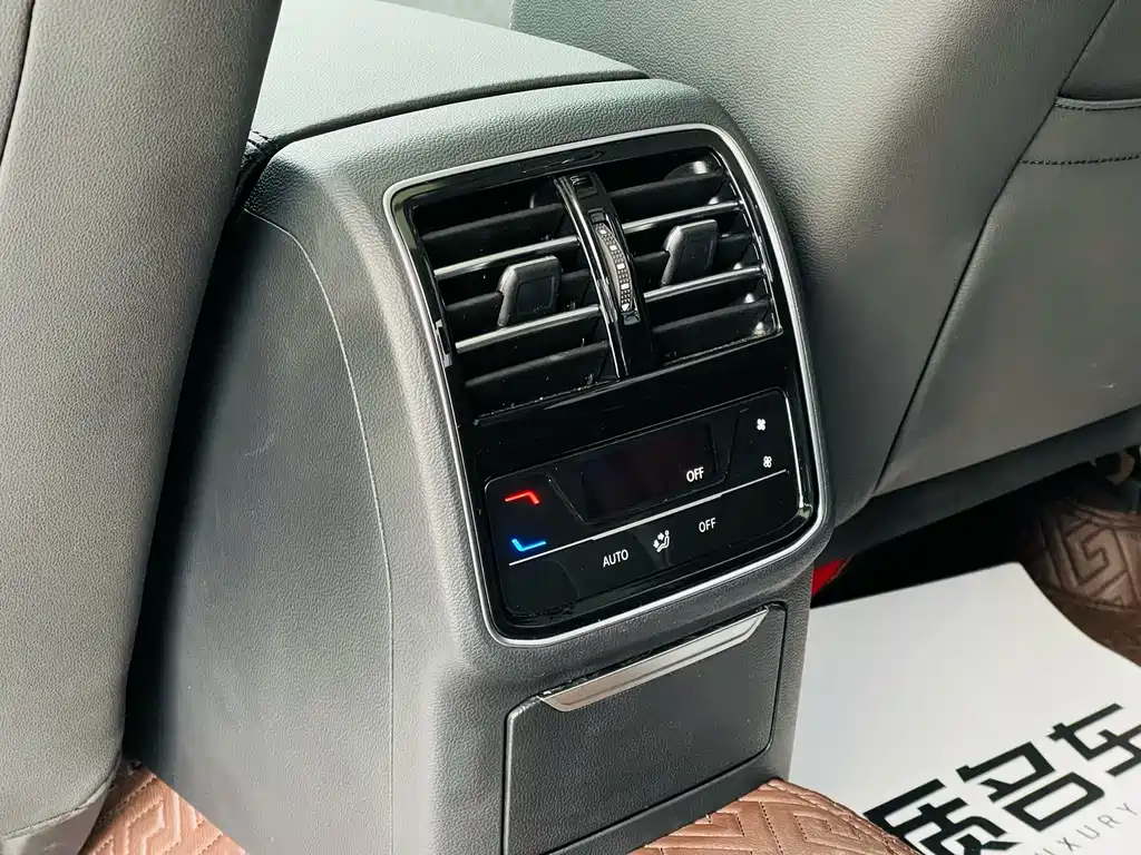 Magotan 2021 330TSI DSG 30th Anniversary Edition купить на сайте DeffCars