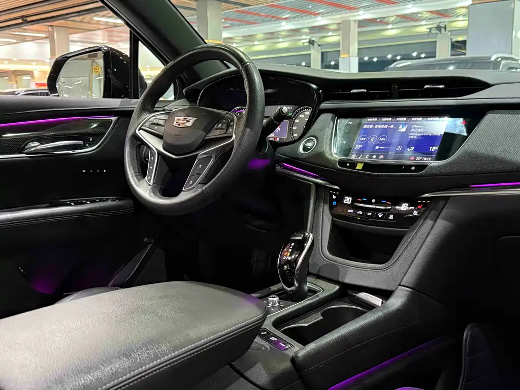 Cadillac XT5 2022 2.0T four-wheel drive premium model купить на сайте DeffCars