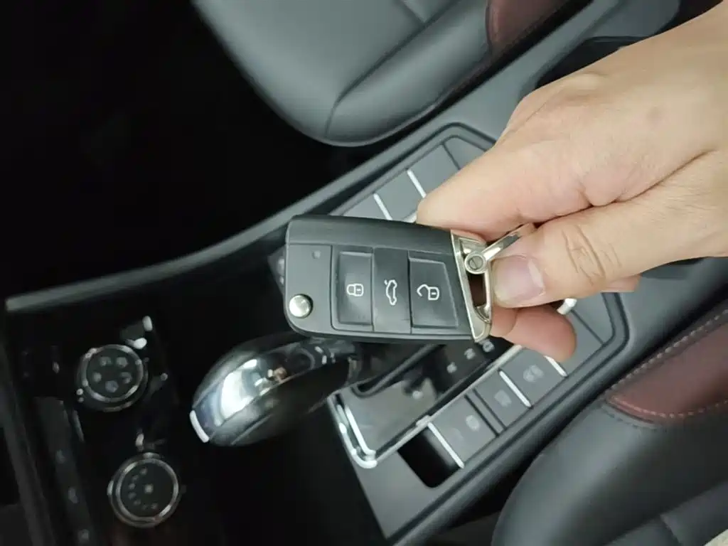 Bora 2021 1.5L automatic comfort intelligent connected version купить на сайте DeffCars