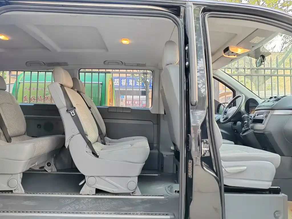 Vito 2013 3.0L Elite Edition купить на сайте DeffCars