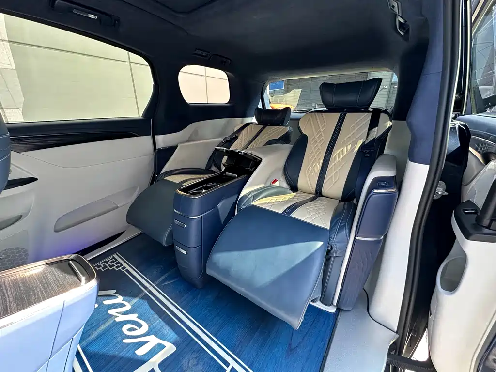 Buick GL8 2020 Avenir Four-seater Premium Edition купить на сайте DeffCars