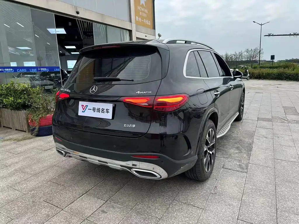 Mercedes-Benz GLC 2024 GLC 260 L 4MATIC luxury model 5 seats купить на сайте DeffCars