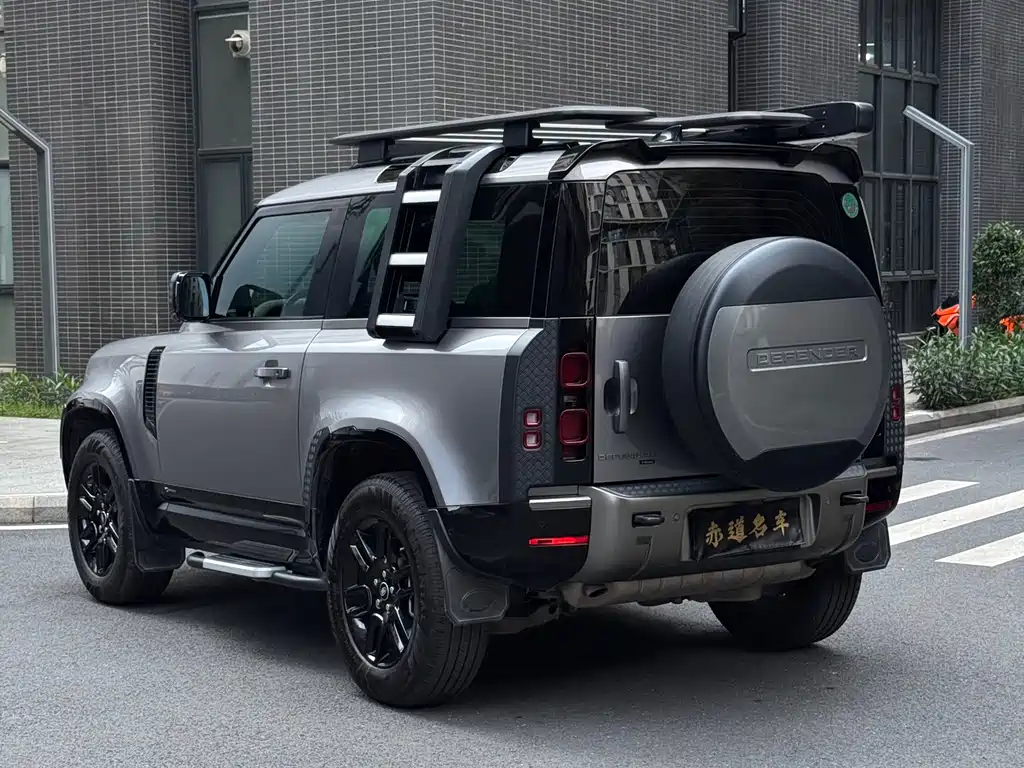 Land Rover Defender 2021 90 P400 X-DYNAMIC S купить на сайте DeffCars