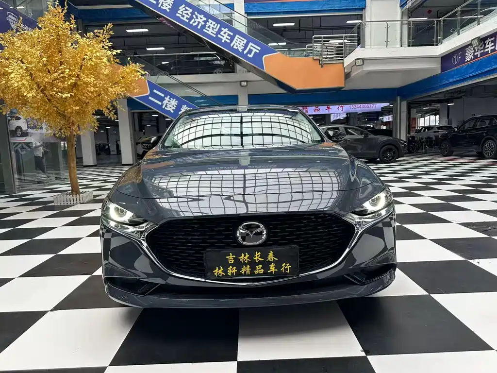 Mazda3 Angkesela 2023 2.0L Automatic Premium Edition купить на сайте DeffCars