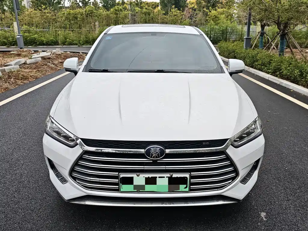 Qin Pro New Energy 2019 DM Super Edition 1.5TI Automatic Intelligent Connected Powerful Model National V купить на сайте DeffCars