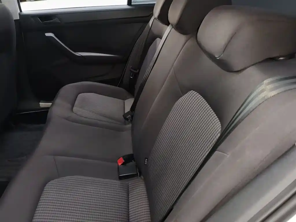 Santana 2021 1.5L Manual Fashion Edition купить на сайте DeffCars