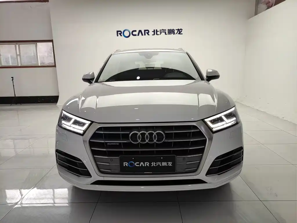 Audi Q5L 2018 40 TFSI enjoys fashionable style, National V купить на сайте DeffCars