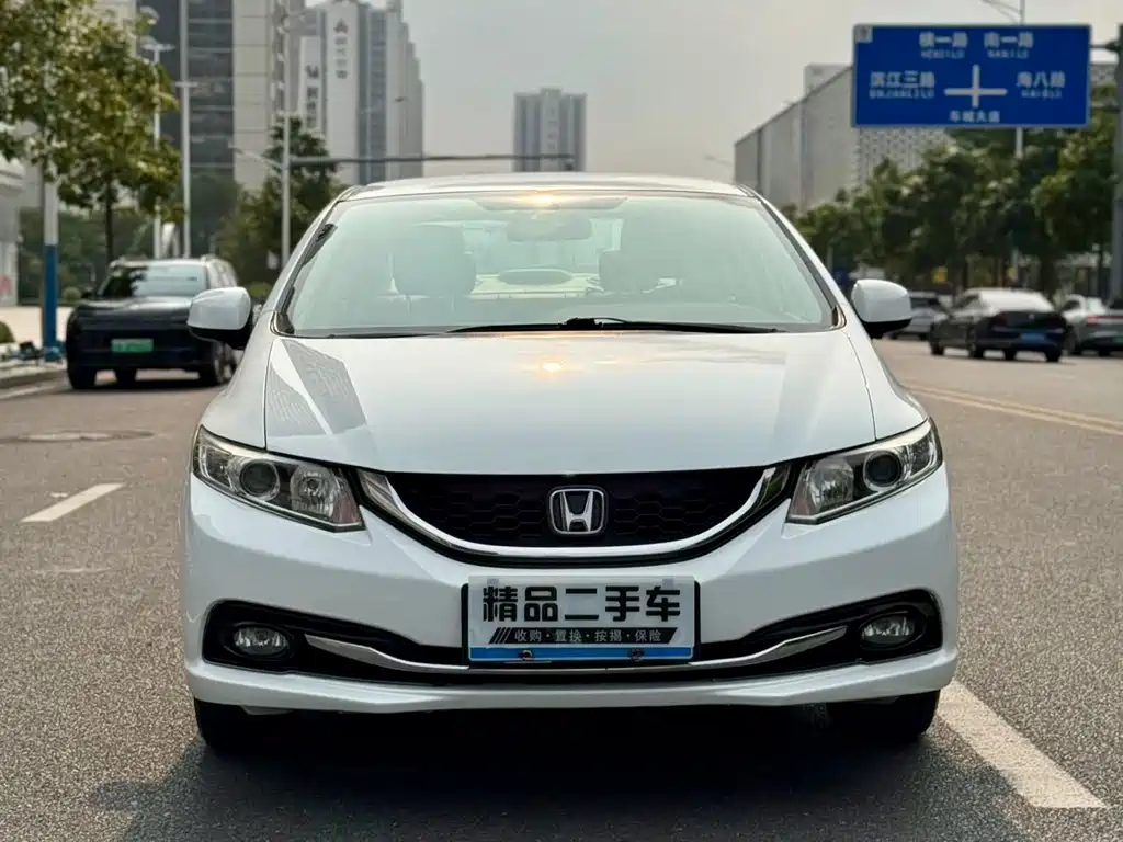 Civic 2014 1.8L Automatic Classic Edition купить на сайте DeffCars