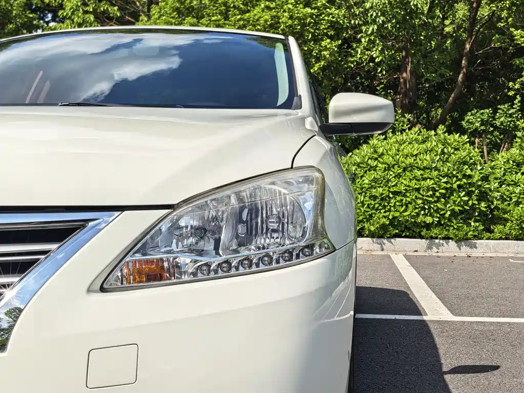 Sylphy 2014 1.6XV CVT Exclusive Edition купить на сайте DeffCars