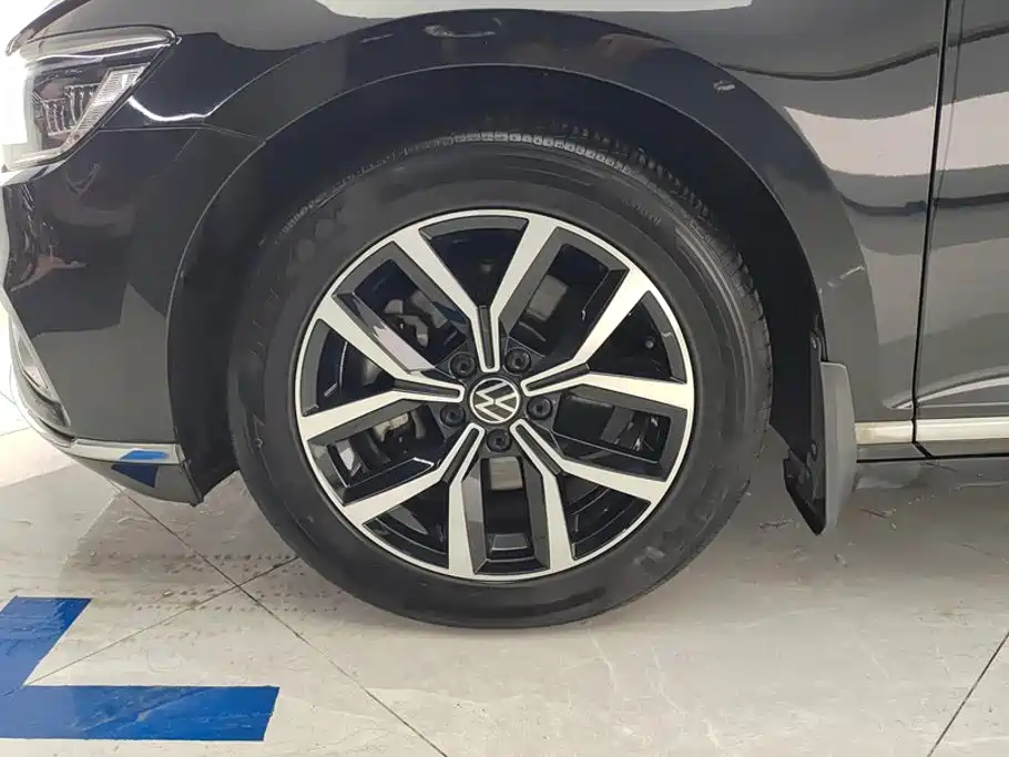 Magotan 2020 330TSI DSG leading model купить на сайте DeffCars