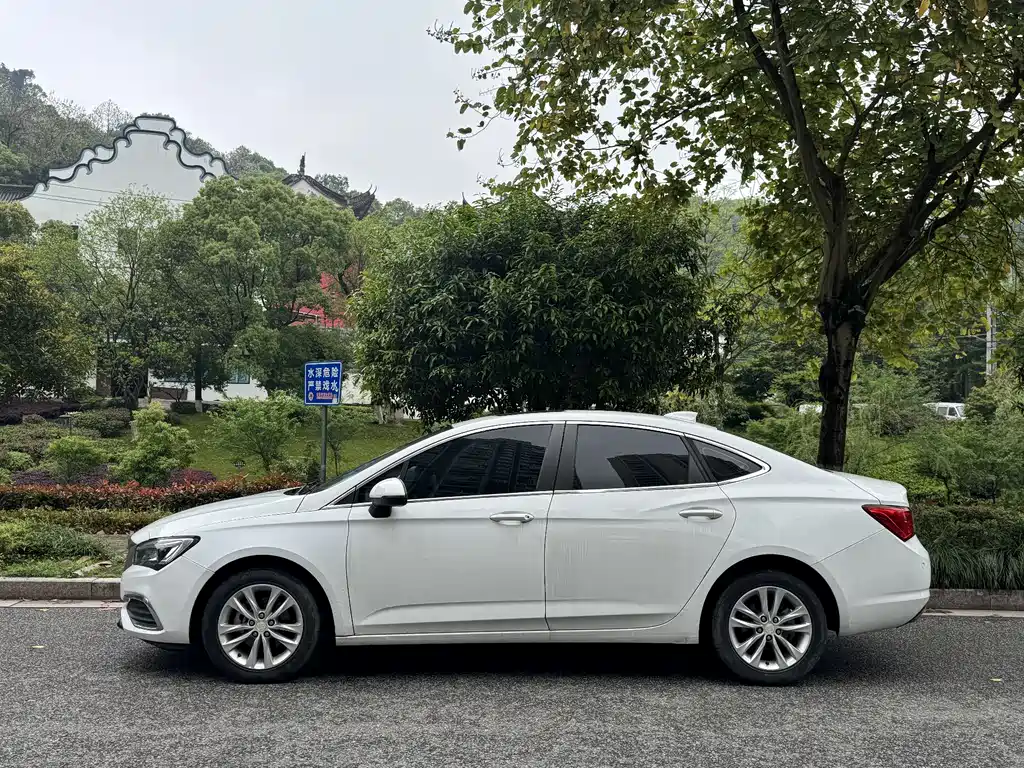 Weilang 2018 sedan 20T dual-clutch leading model купить на сайте DeffCars