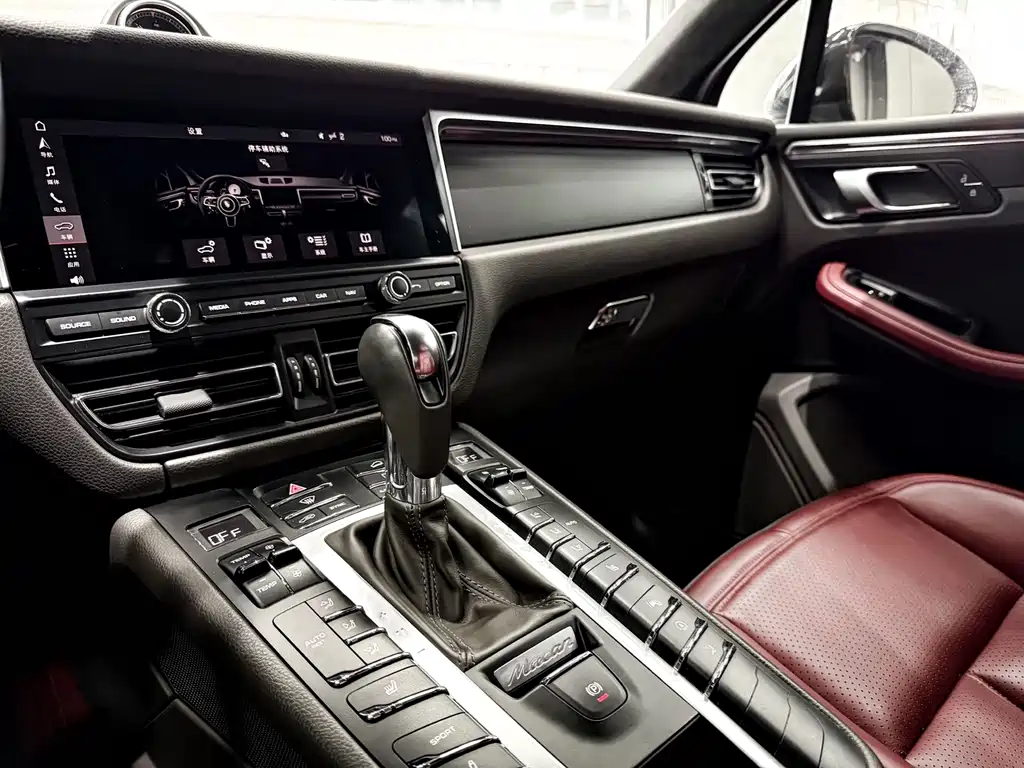 Macan 2020 Macan 2.0T купить на сайте DeffCars