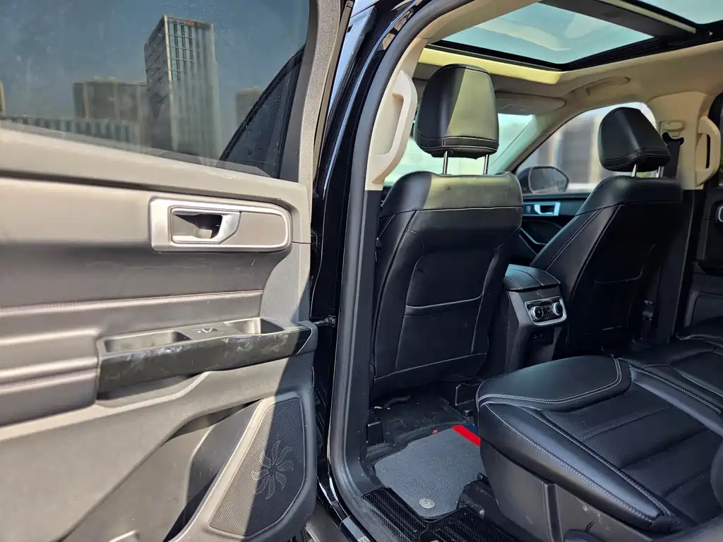 Explorer 2023 EcoBoost 285 four-wheel drive style plus version 7 seats купить на сайте DeffCars