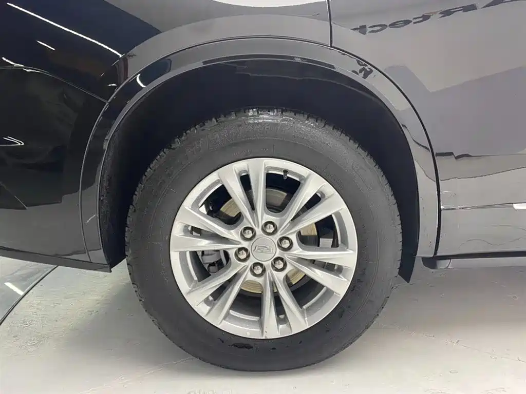 Cadillac XT6 2021 2.0T seven-seat four-wheel drive stylish model купить на сайте DeffCars