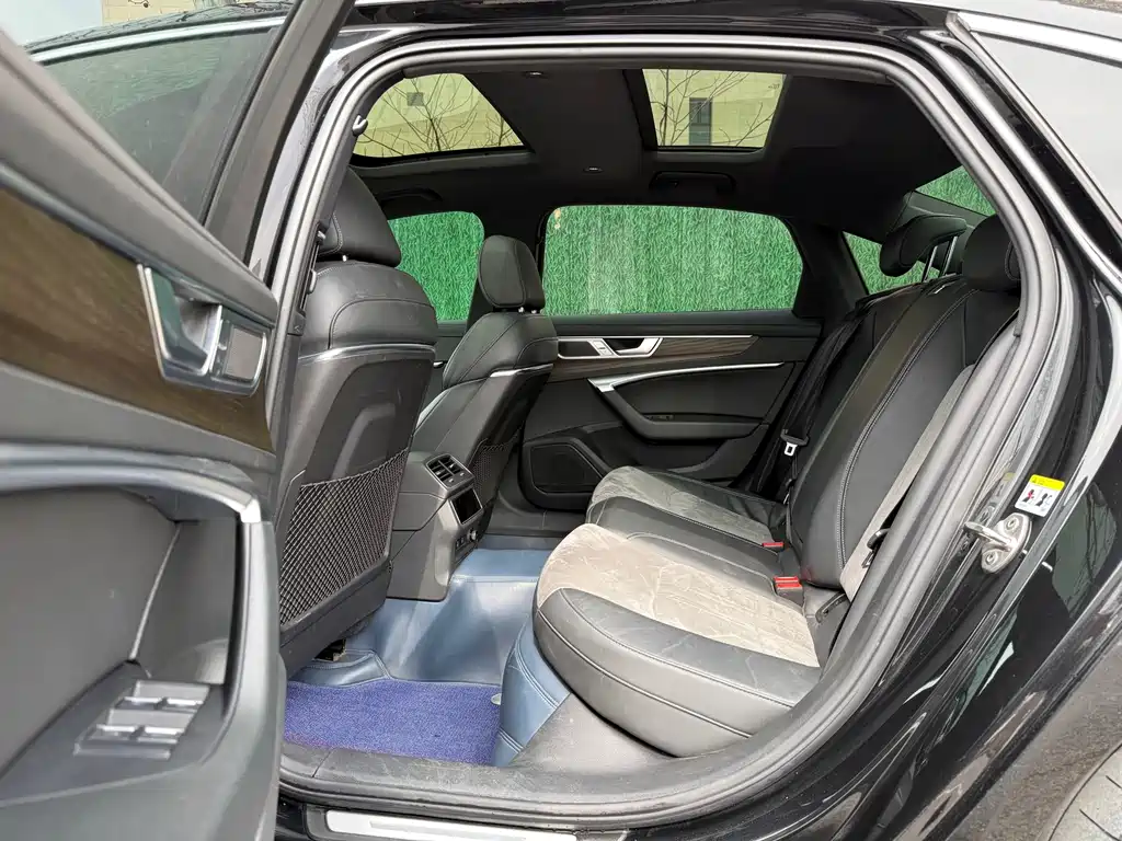 Audi A6L 2025 45 TFSI Premium Dynamic Model купить на сайте DeffCars