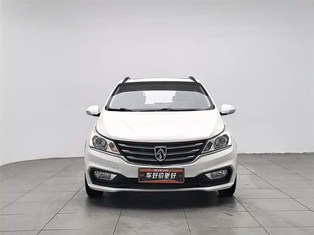 Baojun 310 2016 1.2L manual luxury model купить на сайте DeffCars