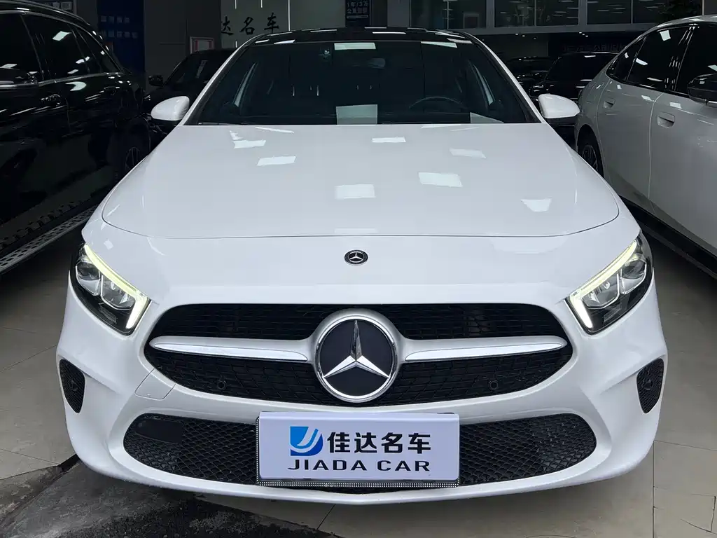 Mercedes-Benz A-Class 2019 A 200 L купить на сайте DeffCars