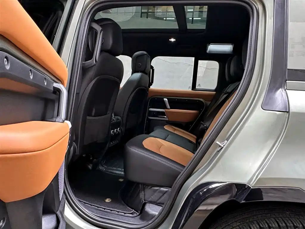 Land Rover Defender 2023 facelift 110 3.0T P400 X-DYNAMIC HSE купить на сайте DeffCars