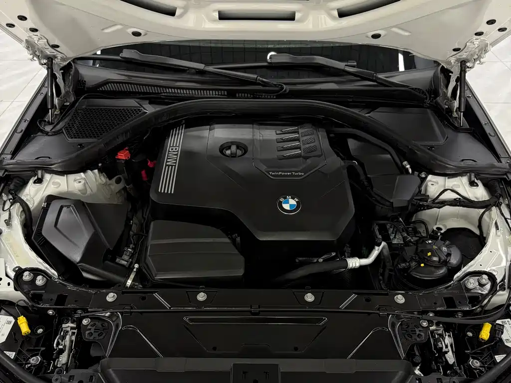 BMW 3 Series 2023 320Li M Sports Package купить на сайте DeffCars
