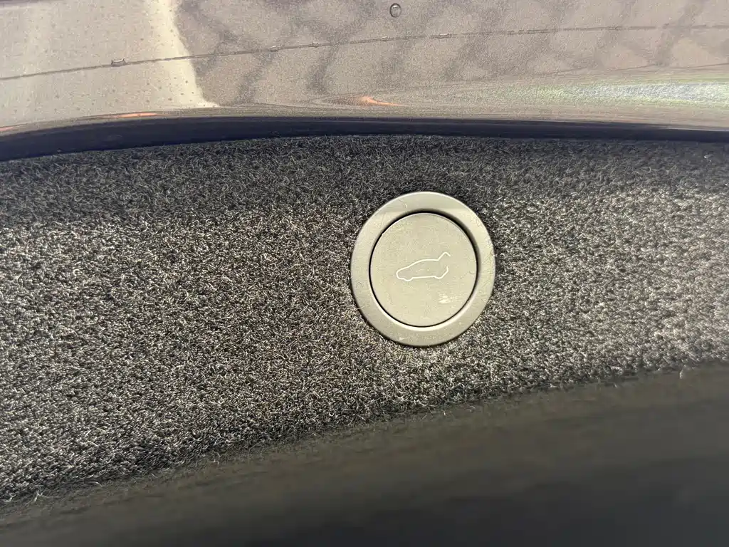 Model 3 2025 rear-wheel drive version купить на сайте DeffCars
