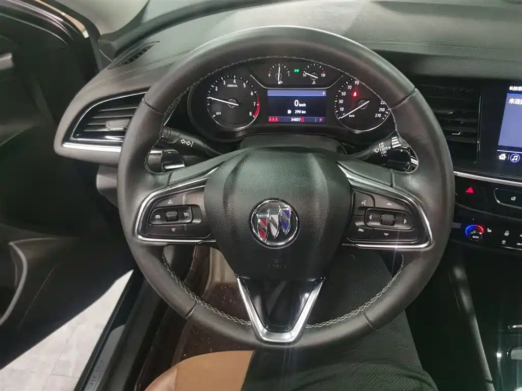Regal 2023 552T smart model купить на сайте DeffCars