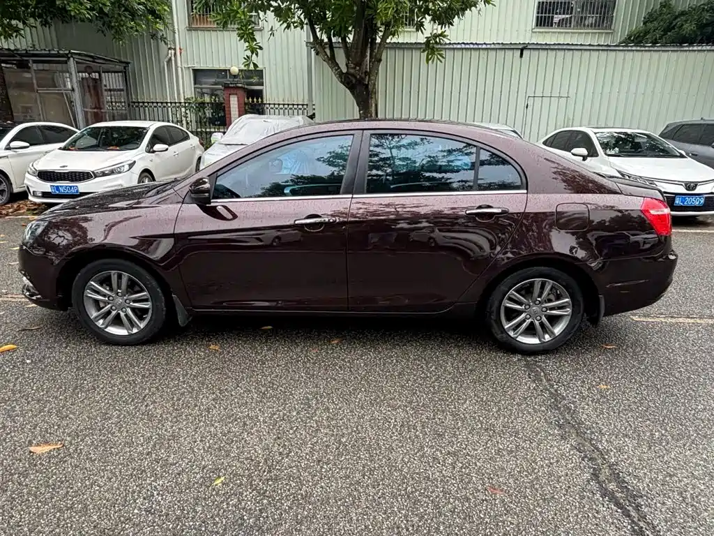 Emgrand 2017 sedan million model 1.5L CVT upward version купить на сайте DeffCars