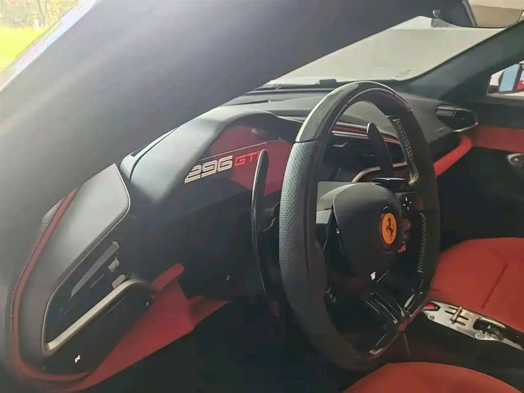 Ferrari 296 2021 3.0T V6 GTB купить на сайте DeffCars