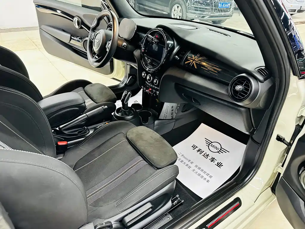 MINI 2021 1.5T COOPER racer купить на сайте DeffCars