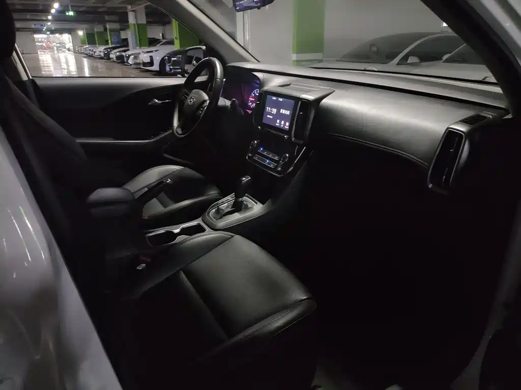 Beijing Hyundai ix35 2019 2.0L automatic two-wheel drive Zhiyong·Enjoy Edition National VI купить на сайте DeffCars