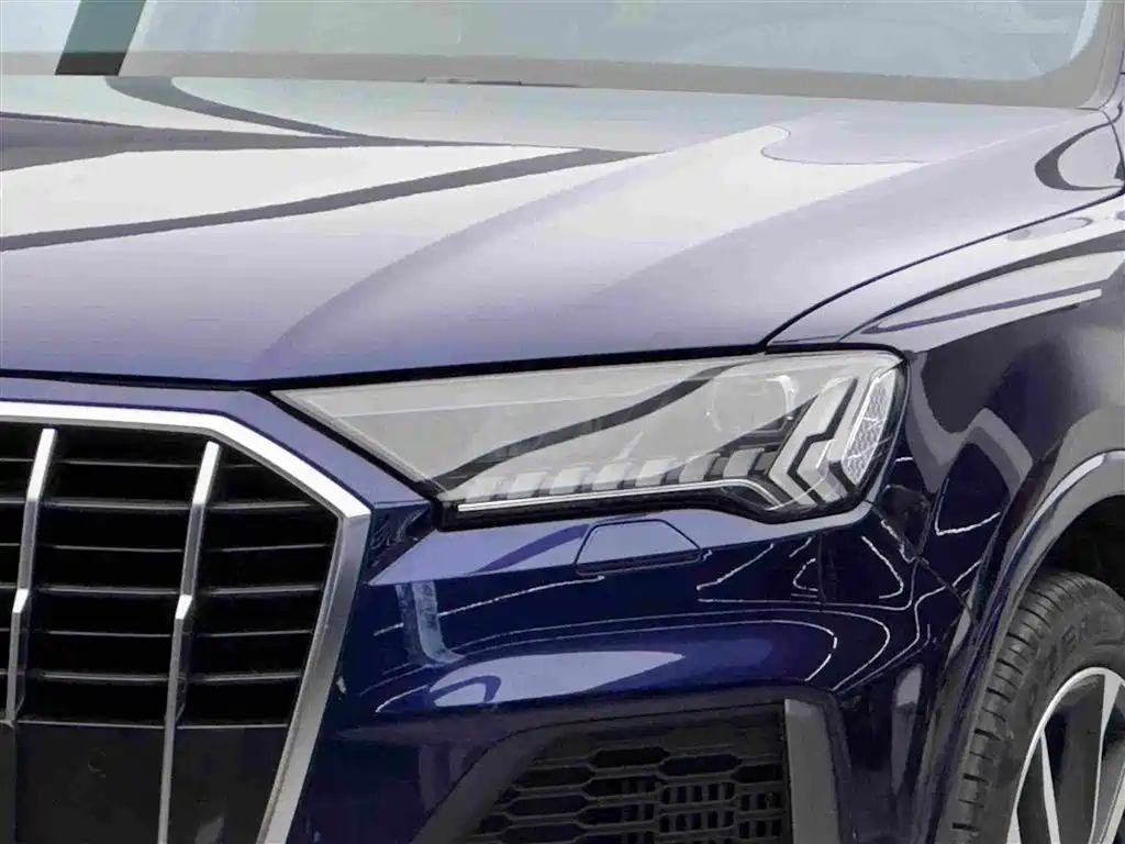 Audi Q7 2021 55 TFSI quattro S line Sporty купить на сайте DeffCars
