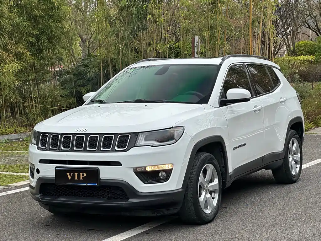 Compass 2017 200T Automatic Home Edition купить на сайте DeffCars