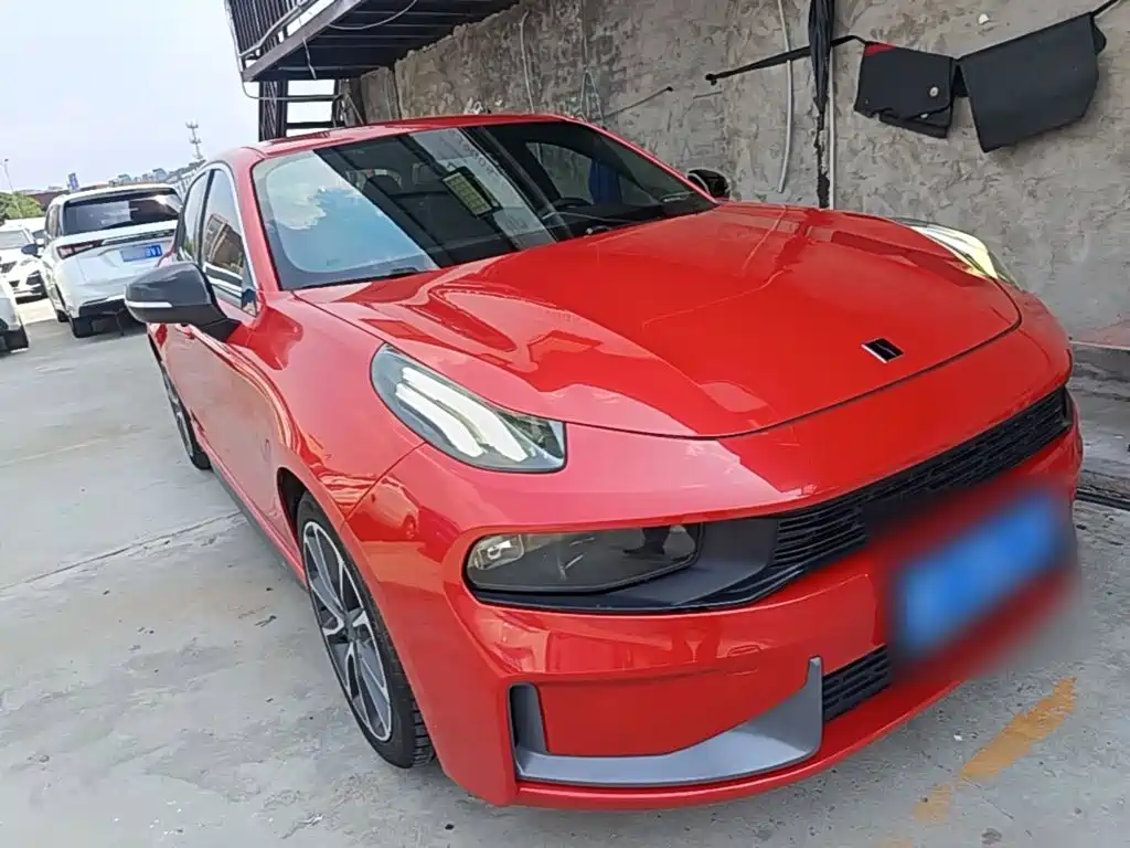 Lynk & Co 03 2019 1.5TD DCT Powerful Edition National VI купить на сайте DeffCars