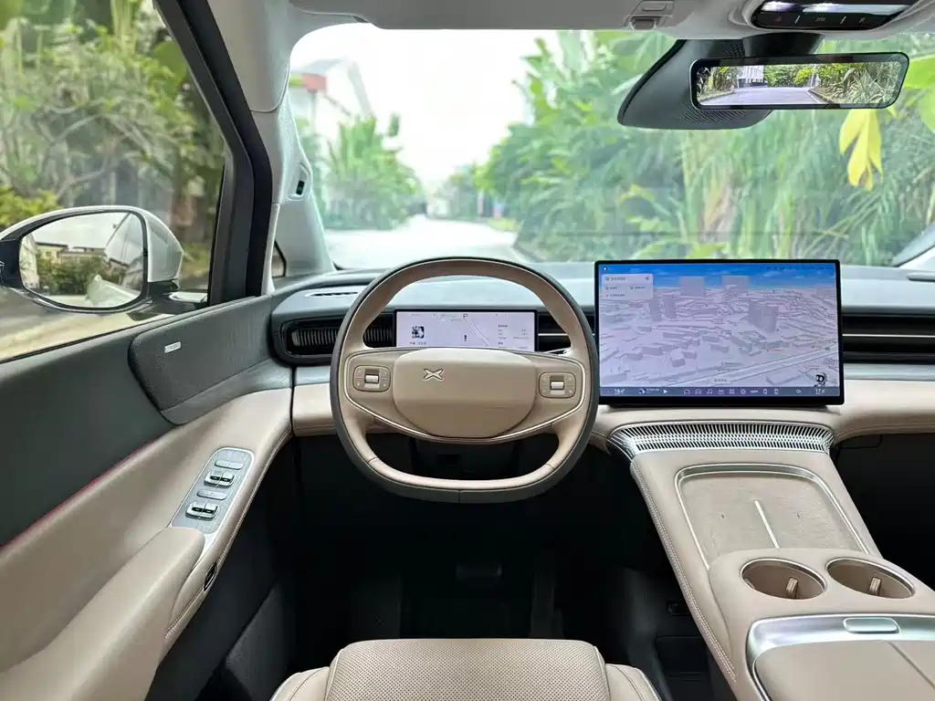 Xpeng X9 2025 pure electric 740 long battery life Max купить на сайте DeffCars