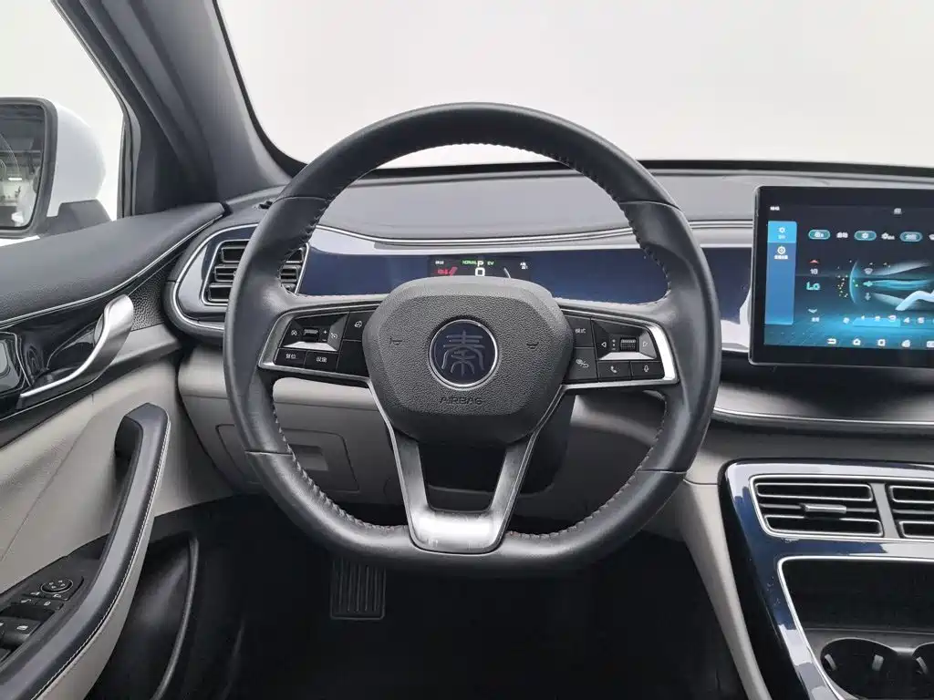 Qin PLUS 2021 DM-i 120KM Premium Model купить на сайте DeffCars