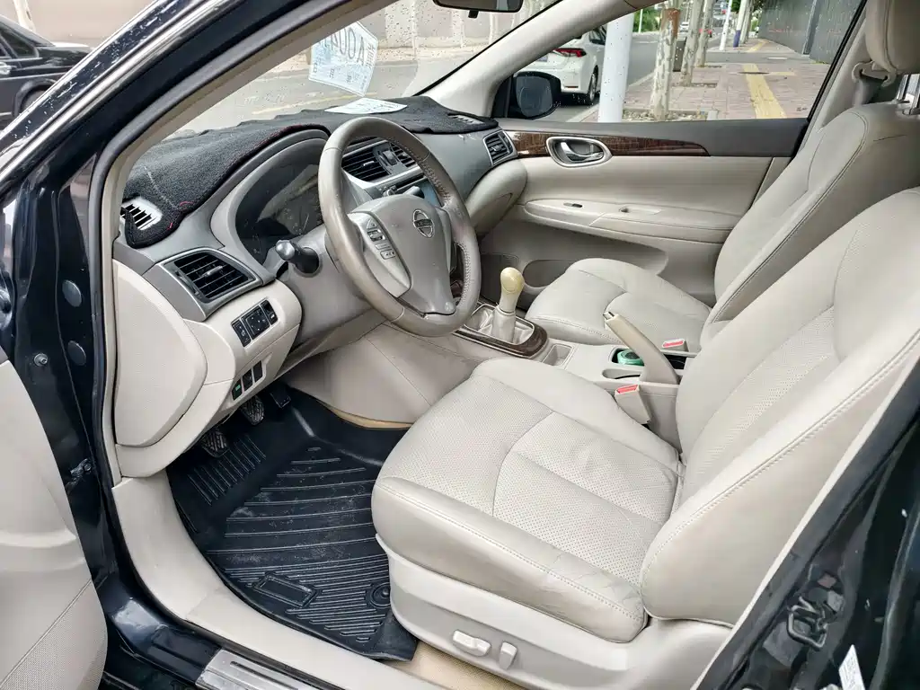 Sylphy 2012 1.6XL Manual Deluxe Edition купить на сайте DeffCars