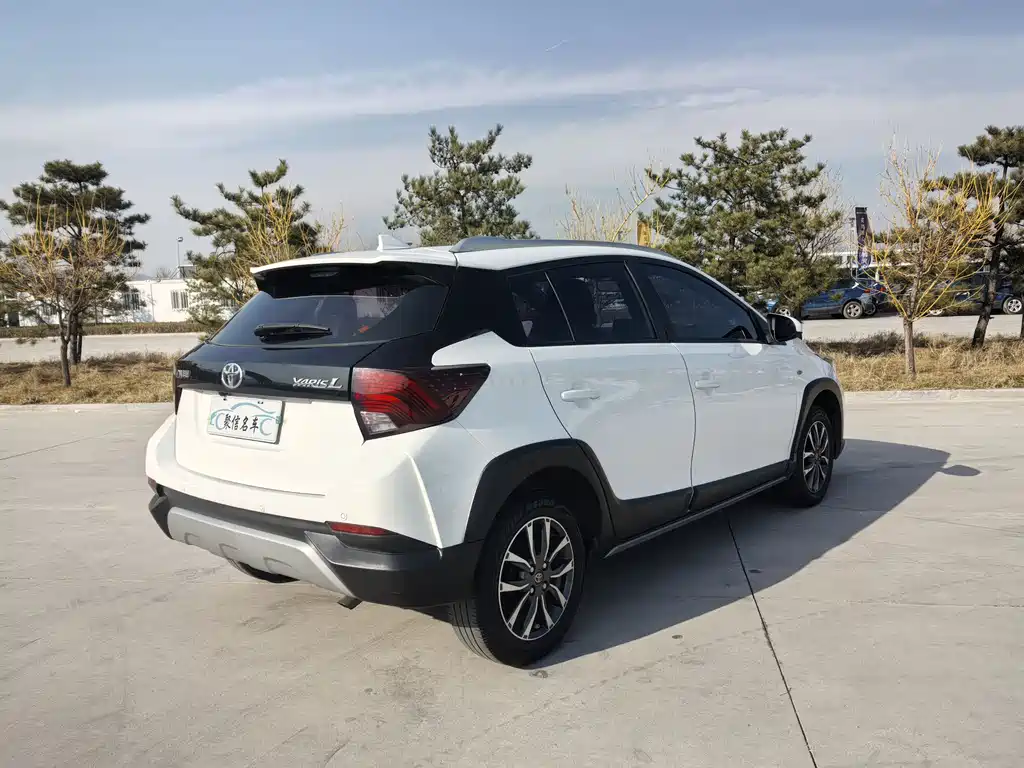 YARiS L Zhixuan 2021 Zhixuan X 1.5L CVT Deluxe Edition купить на сайте DeffCars
