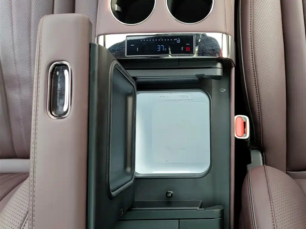 Denza Z9GT 2024 1100 four-wheel drive Ultra version купить на сайте DeffCars