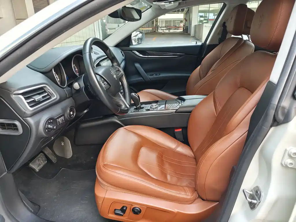 Ghibli 2017 3.0T Standard Edition купить на сайте DeffCars