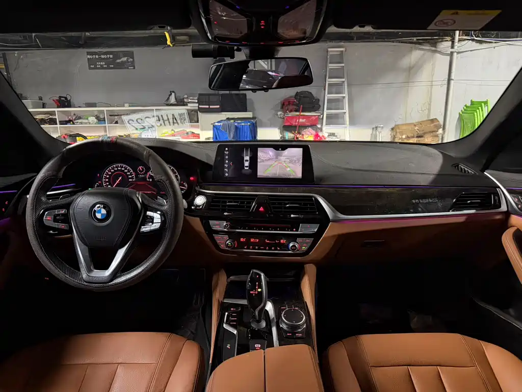 BMW 5 Series 2018 facelift 530Li leading M sports package купить на сайте DeffCars