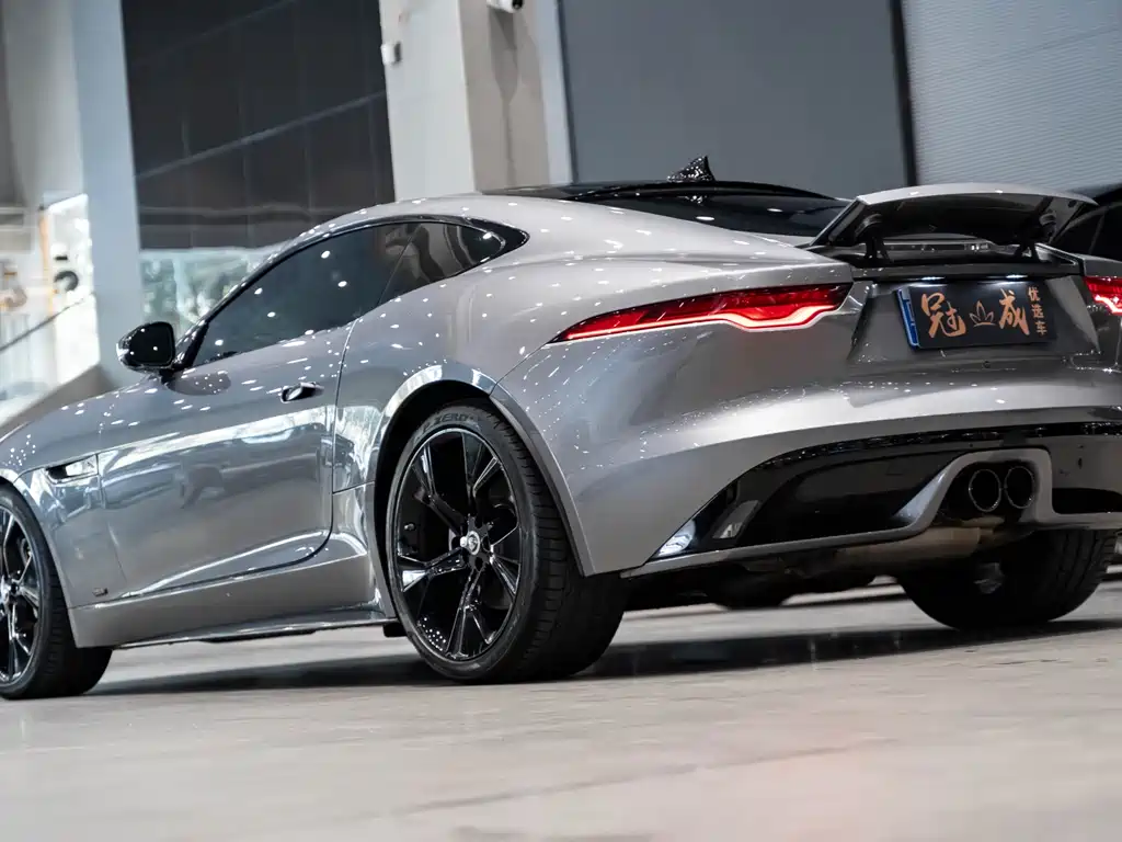 Jaguar F-TYPE 2024 P300 75th Anniversary Collection Hardtop Edition купить на сайте DeffCars