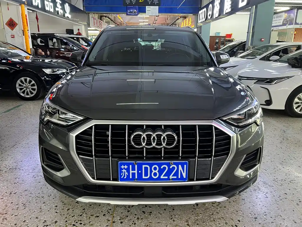 Audi Q3 2022 35 TFSI Fashionable and Elegant купить на сайте DeffCars